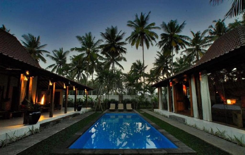 Esterin Villa Ubud Habitación foto